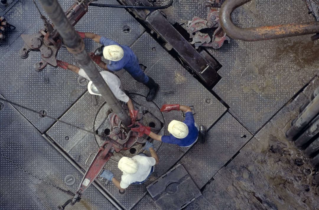 drill workers